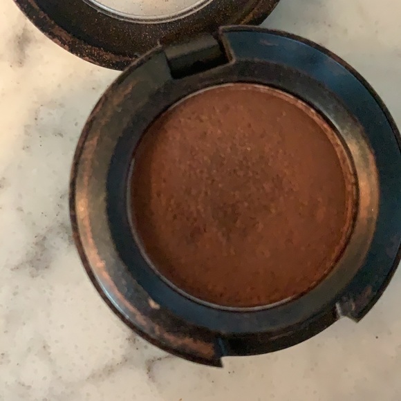 Mac antiqued eye shadow pearl - Picture 4 of 14